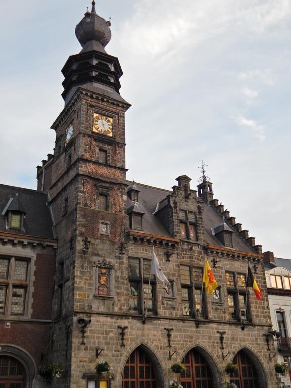 Les Remparts Hotell Binche Eksteriør bilde