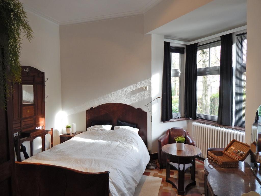 Les Remparts Hotell Binche Eksteriør bilde